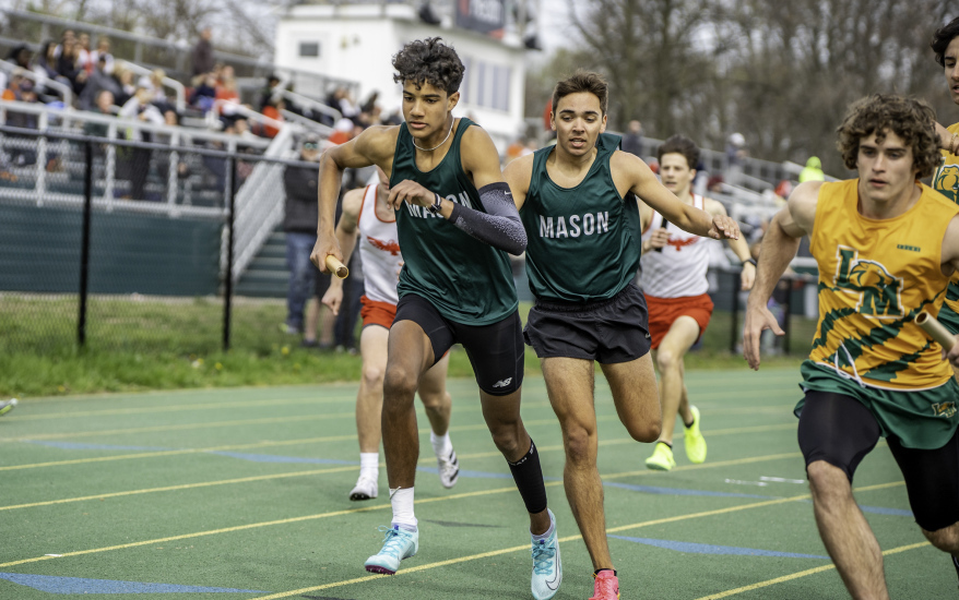 boys running